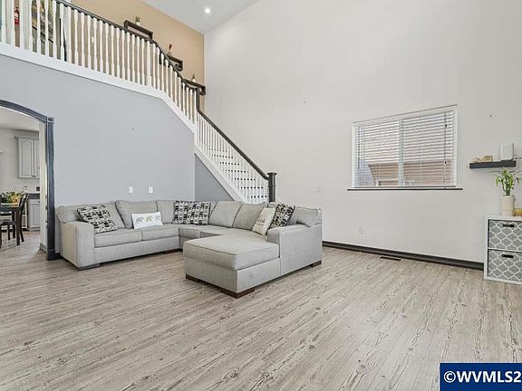 3rd image of 4848 Ricks Ln NE