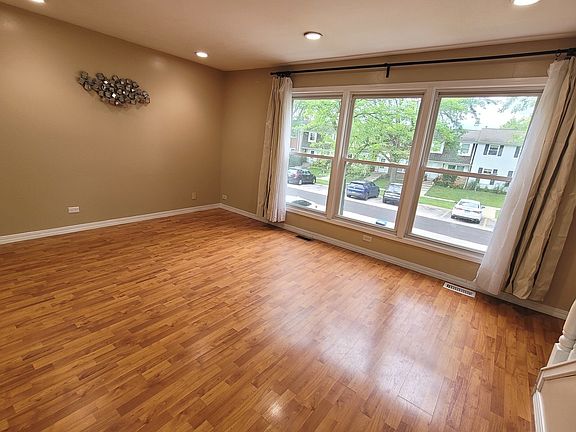 4th image of 1819 Lancashire Ct