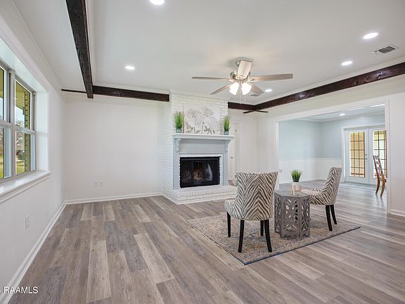 4th image of 502 Jacquiline Dr
