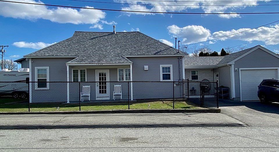 1715 Stafford Rd, Fall River, MA 02721 Zillow