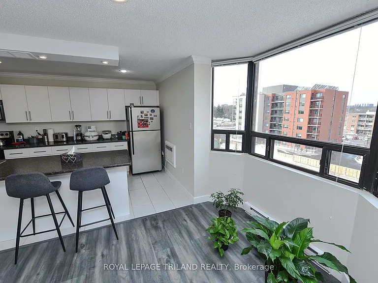75 Huxley St #605 — Photo 11