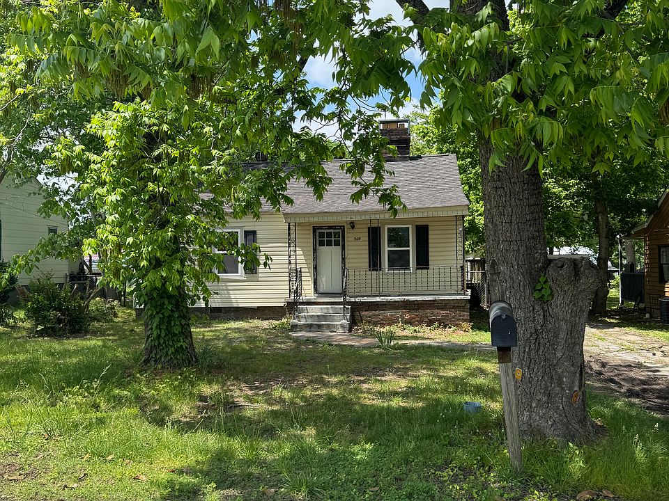1st image of 509 Flegal Ave