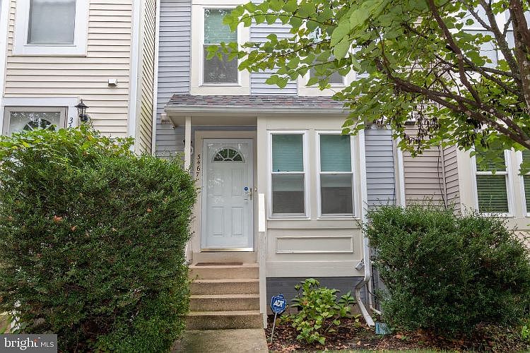 1st image of 3467 Lindenwood Dr