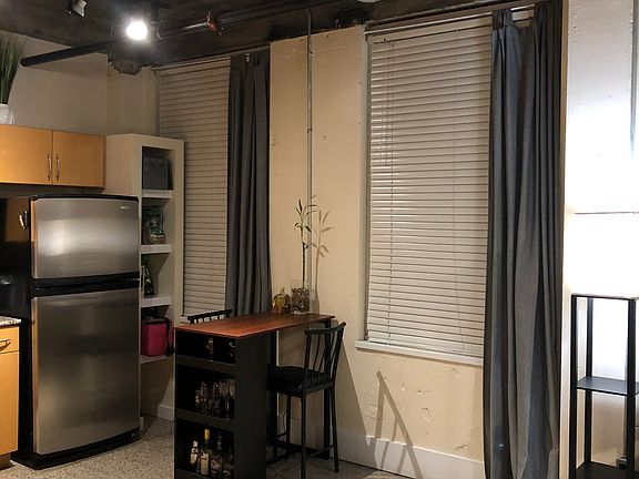 4th image of 221 W Lancaster Ave Unit 6005