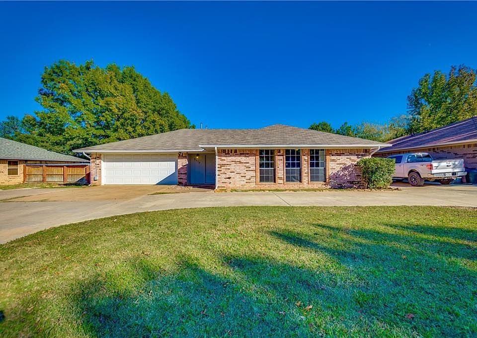 1st image of 2117 Lea Meadow Cir