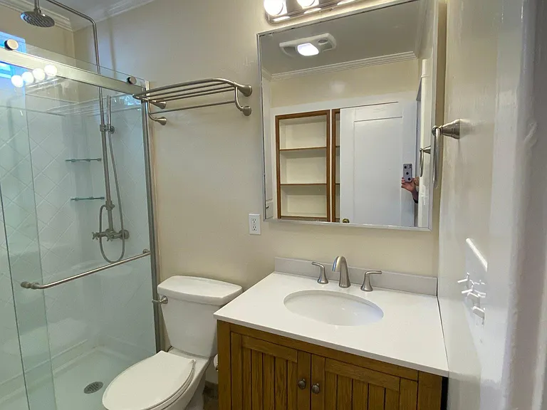 619 Catalina Blvd — Photo 10