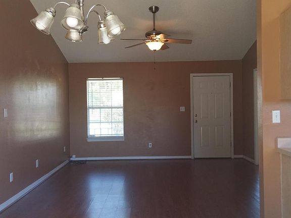 4th image of 4745 Constellation Dr