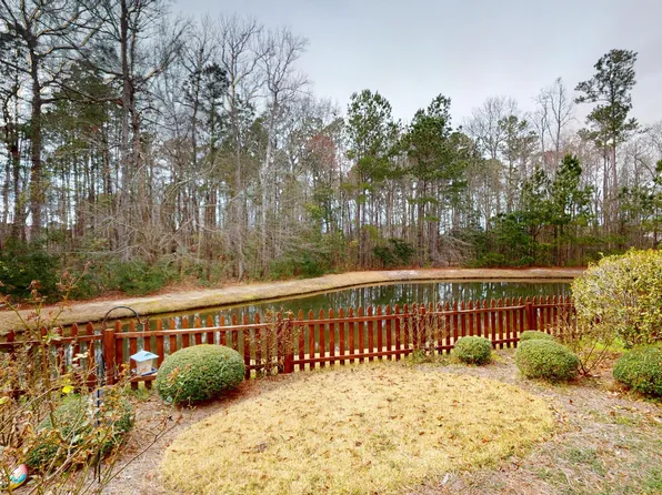 8821 Kellum Dr, North Charleston, SC 29420