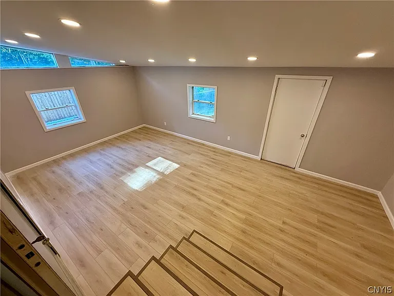 106 Keith Dr — Photo 11