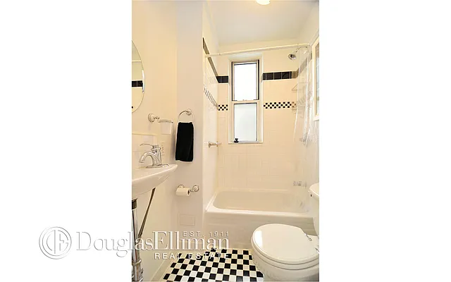 Sold by Douglas Elliman | media 23