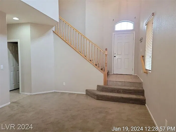 4 bed, 2.5 bath, 1854 sqft, $1,895 — Photo 4