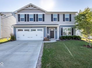 216 Traditions Pass, Greenwood, IN 46143