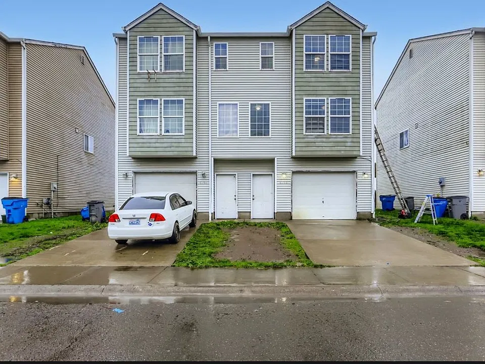 5713 NE 135th Ave