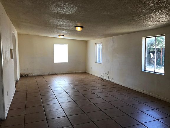 5th image of 6572 Thomas Dr