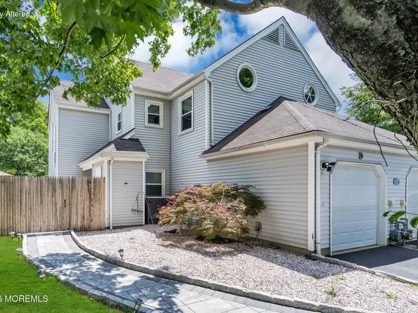 9 Frost Court, Freehold, NJ 07728
