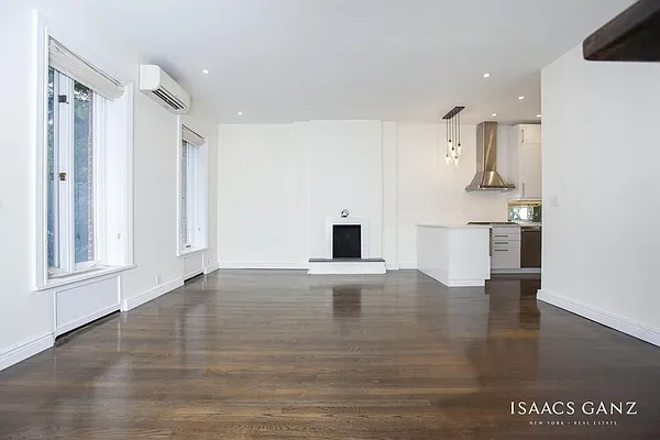 Sold by Isaacs Ganz Real Estate | media 12