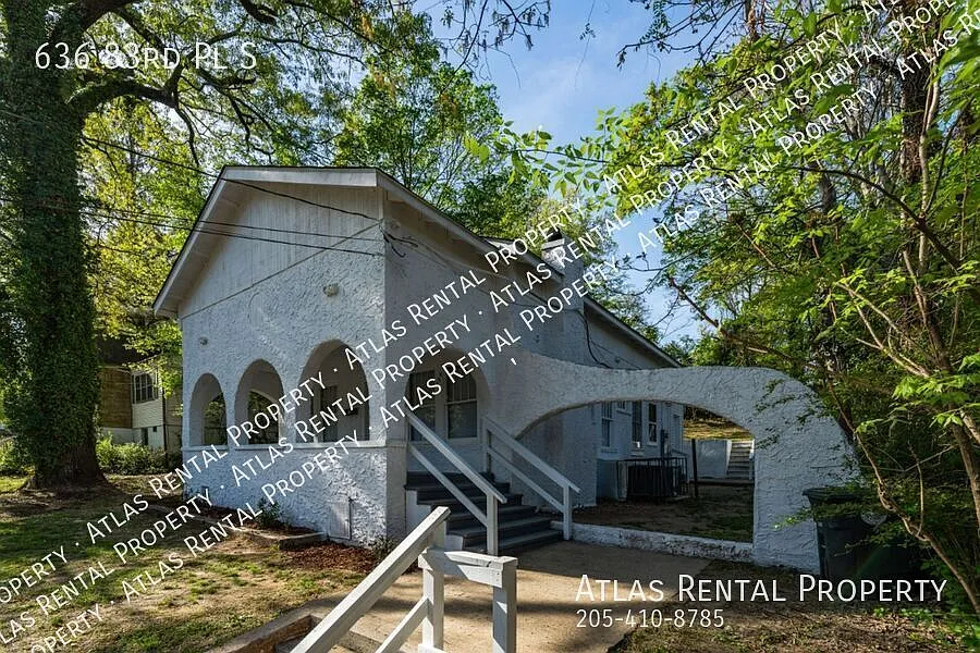 Building Photo - 636 83rd Pl S