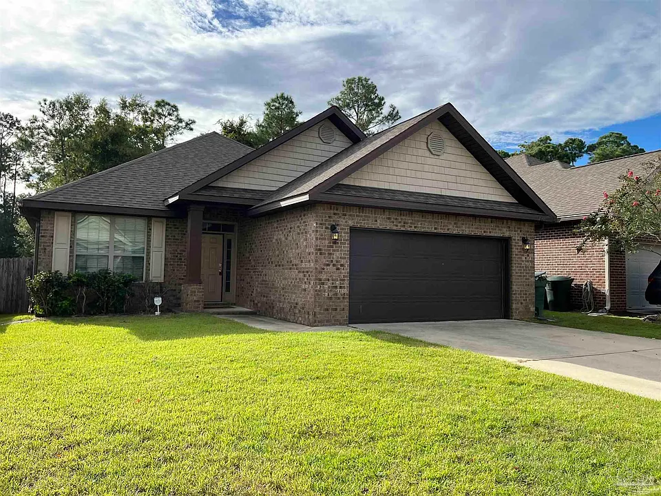 2465 Redford Dr