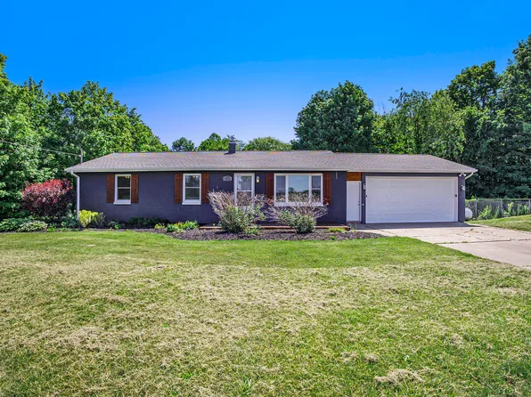 2729 58th St, Fennville, MI 49408