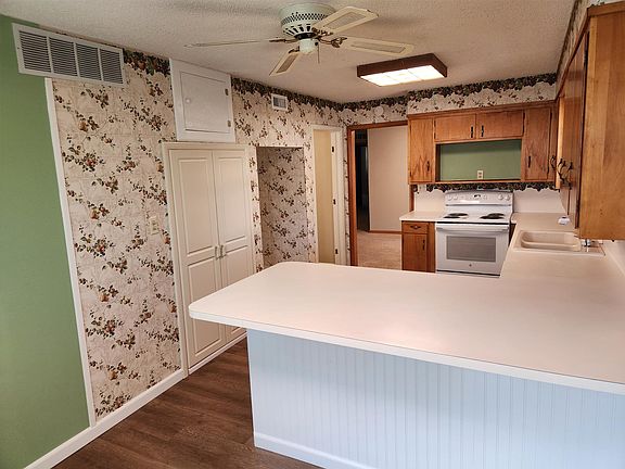 5th image of 7814 W Quail Ln