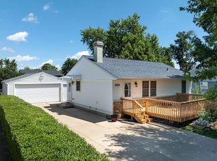 3136 Pebble Dr SW, Cedar Rapids, IA 52404