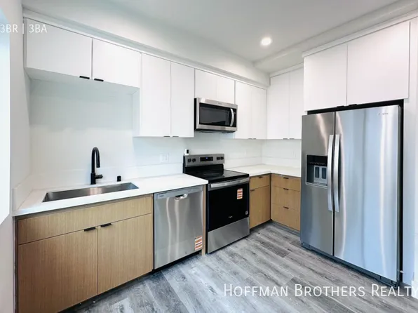 4126 Clayton Ave #1/2, Los Angeles, CA 90027