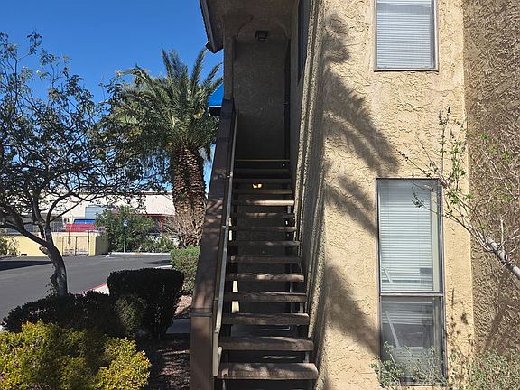 2nd image of 4752 Obannon Dr APT C