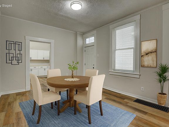 5th image of 1033 Central Ave