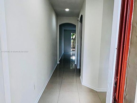 5th image of 4240 NE 9th St #4240