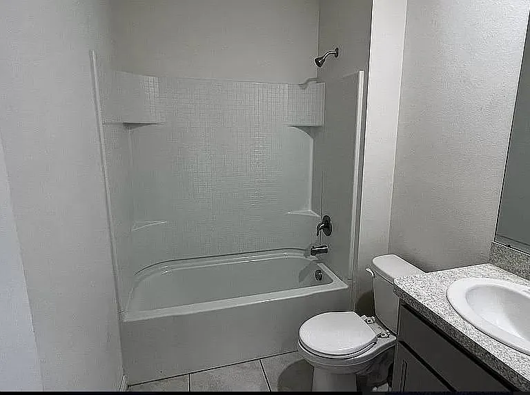 345 Corso Loop — Photo 13