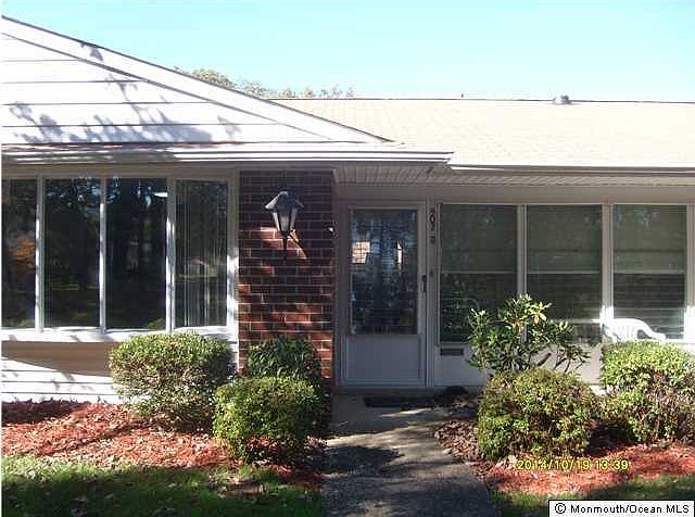 1st image of 907 Dumbarton Drive #D
