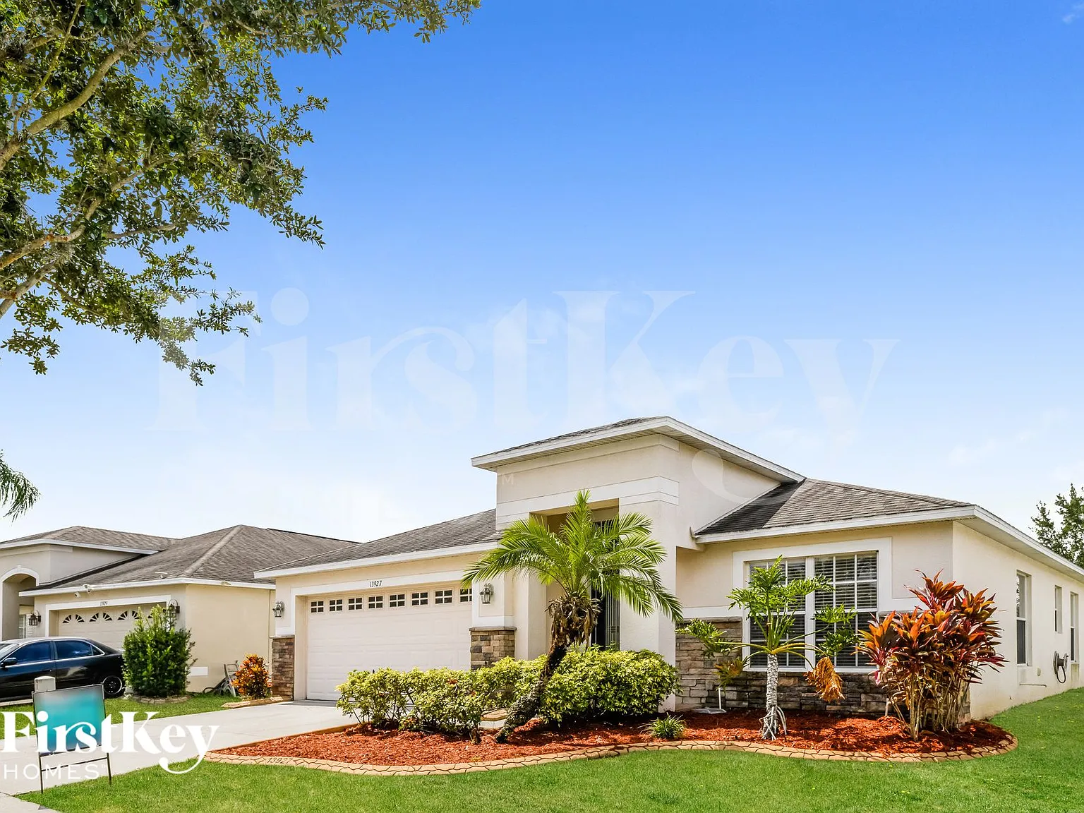 4 bed, 2.0 bath, 1978 sqft, $2,500 — Photo 2