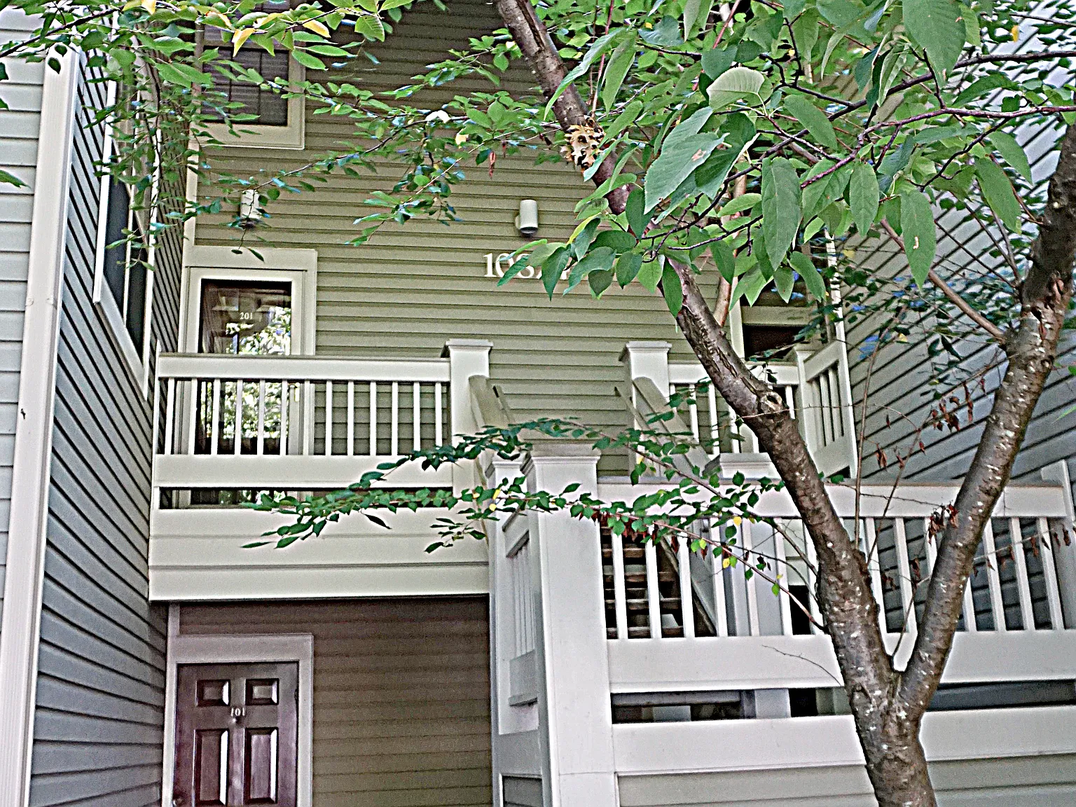 2 bed, 953 sqft, $2,500 — Photo 2