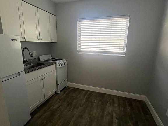 5th image of 865 5th Ave N APT 14