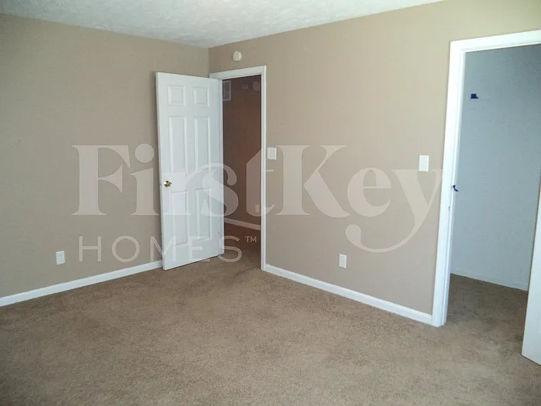 10022 Arapahoe Dr — Photo 11