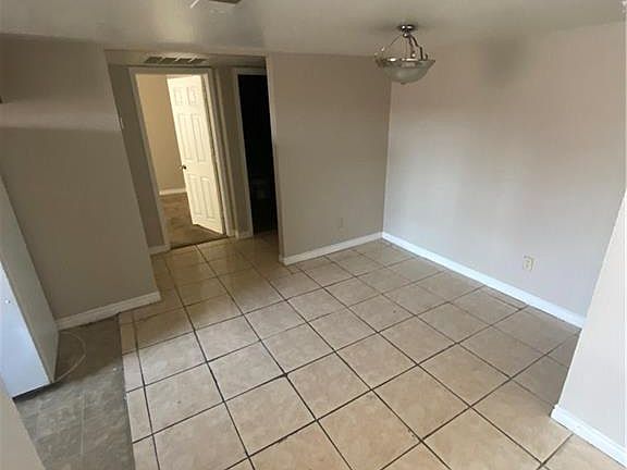 5th image of 4450 Sandy River Dr Unit 95