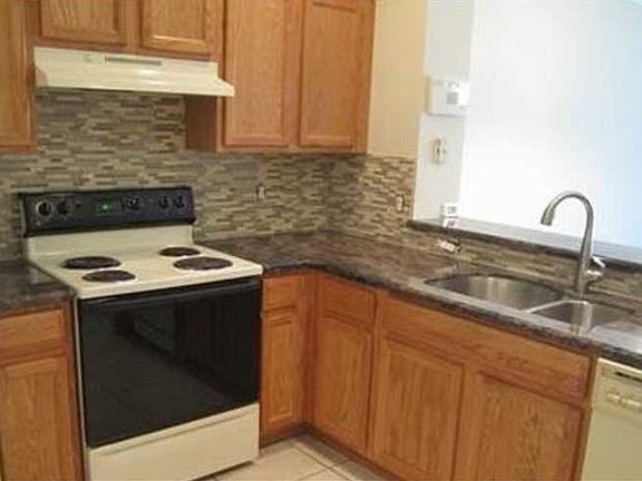 5th image of 8024 Briantea Dr