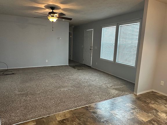 4th image of 230 Red Oak Dr #113