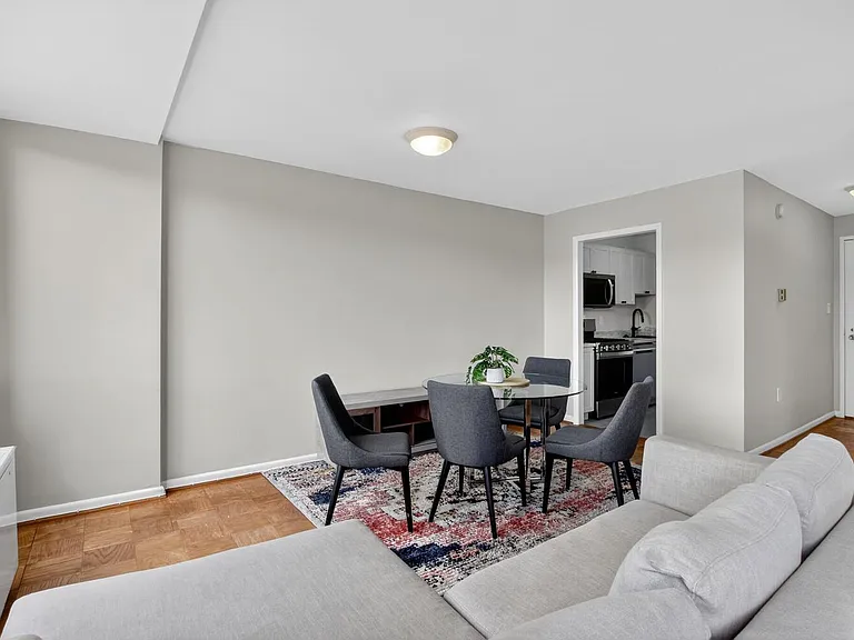 10401 Grosvenor Pl #808 — Photo 6