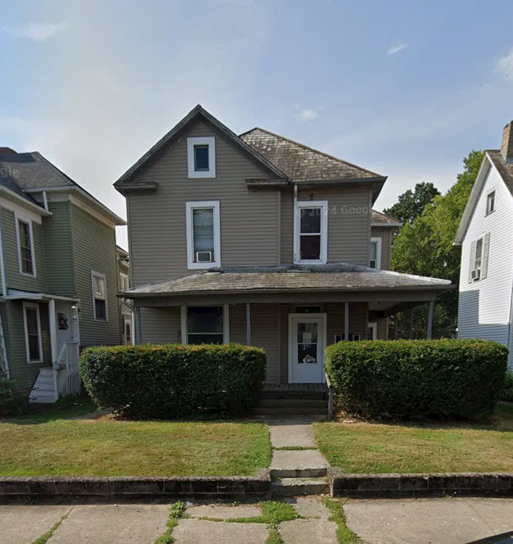 2 bed, 500 sqft, $850 — Photo 1
