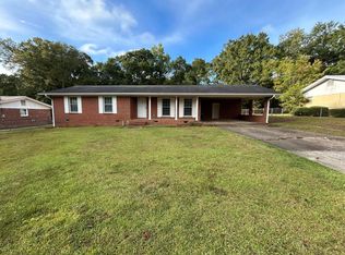 1602 Randall Rd, Dothan, AL 36303