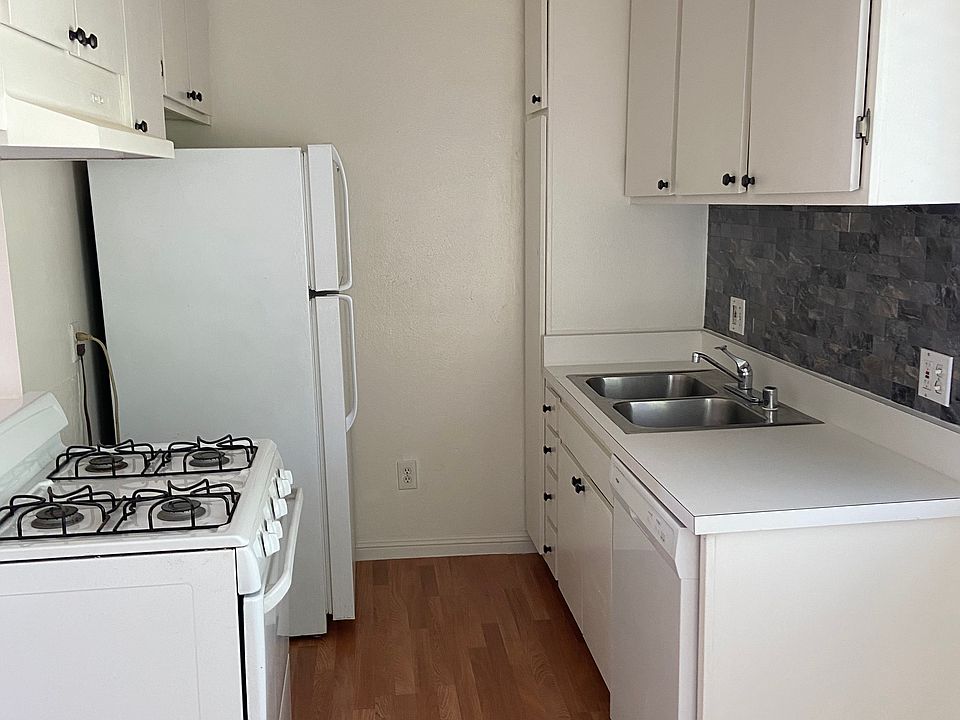 22411 Del Valle St 12A, Woodland Hills, CA 91364 Zillow