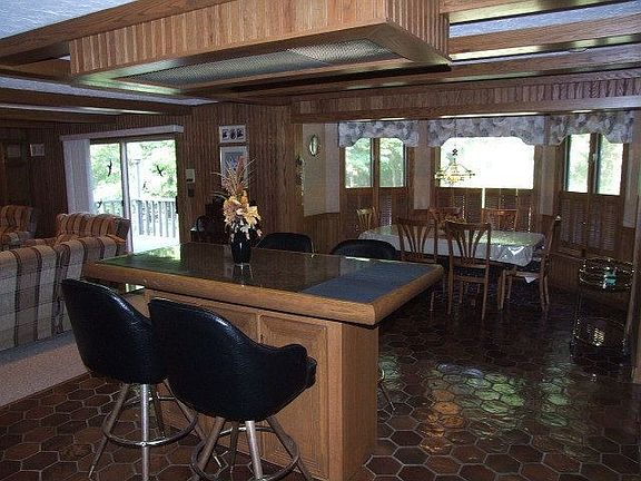 Breakfast Bar