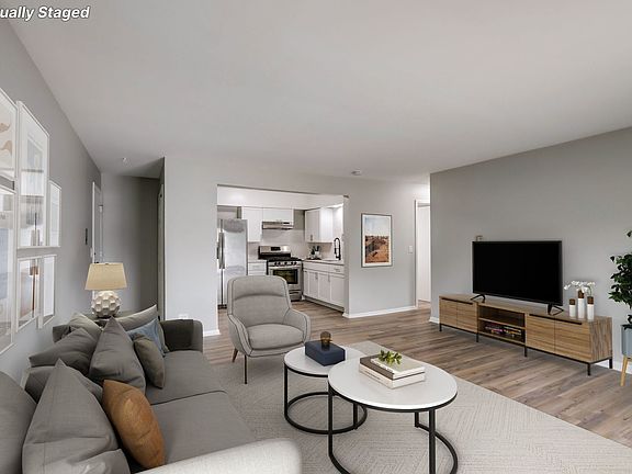 5th image of 1243 Brown St APT 2G