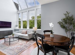 60 Glen Rd #303, Brookline, MA 02445
