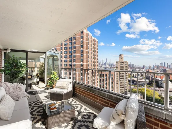 417 Grand St APT D1801, New York, NY 10002