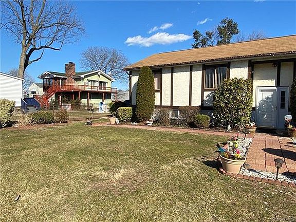 4th image of 44 Demarest Ave