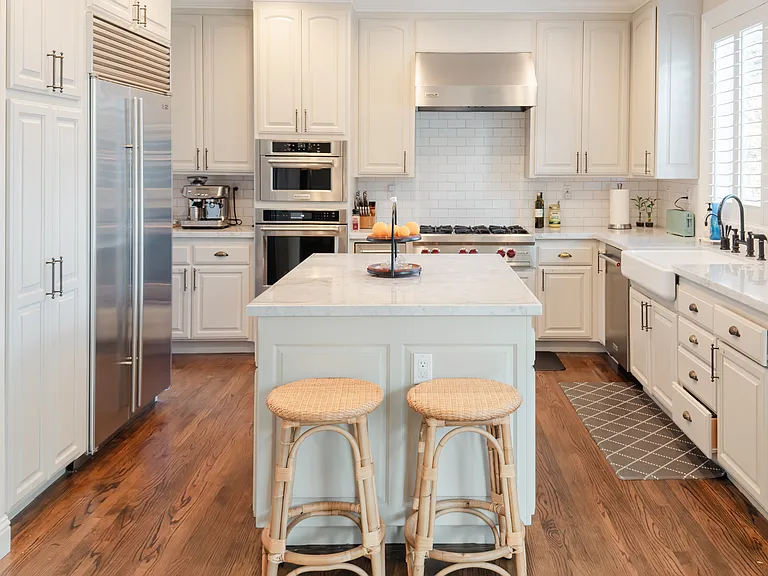 752 Eucalyptus Ave — Photo 18