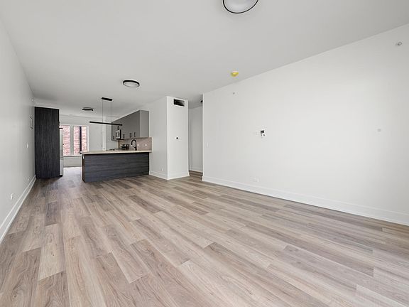 2nd image of 2030 Greenwood St #302