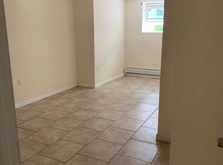 11935 196th St, Saint Albans, NY 11412